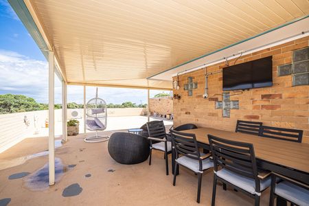 10/18-22 Jacana Avenue, 4507, Woorim Qld - Photo 3