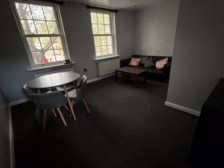 3 bedroom property to rent - Photo 2