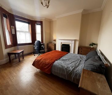 1 bedroom in a house share to rent - Photo 3