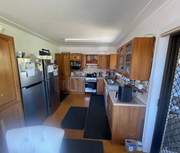 Caringbah South - Photo 4