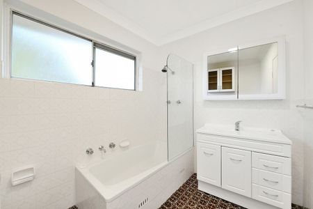 Ultra Convenient Location, Sun Filled Property - Photo 5