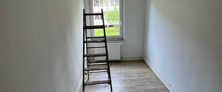 Modernisierte 2 1/2-Zimmer-Wohnung mit Balkon - Nähe Lohmühle - Photo 1