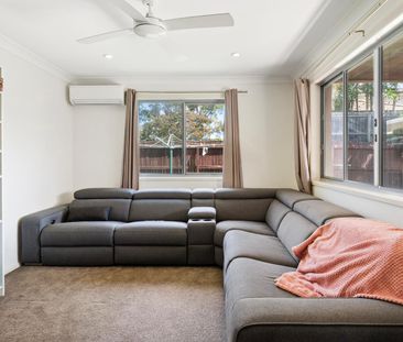 Stunning Family Home Offering Style, Space & Convenience - Photo 5