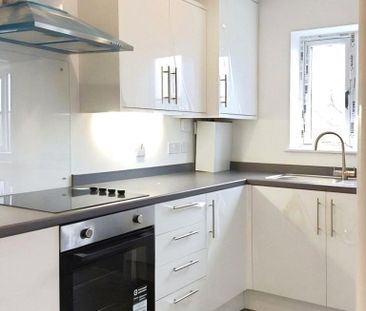 3 bedroom terraced house to rent - Photo 3