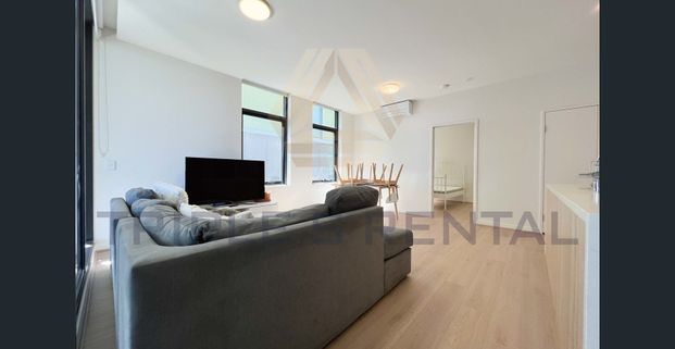 FULLY FURNISHED 2 Bedrooms Apartment in Zetland - Photo 1
