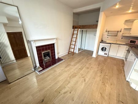 Studio to rent - Photo 3