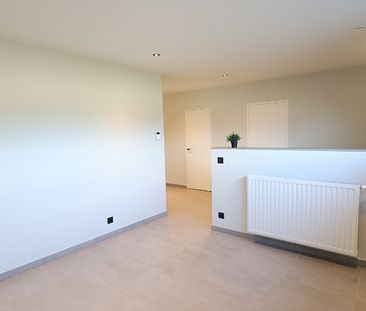 Moderne vrijstaande woning met tuin in een rustige omgeving. - Foto 5