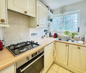 2 bedroom cottage to rent Castle Hill, Kenilworth, Warwickshire, CV8 - Photo 2