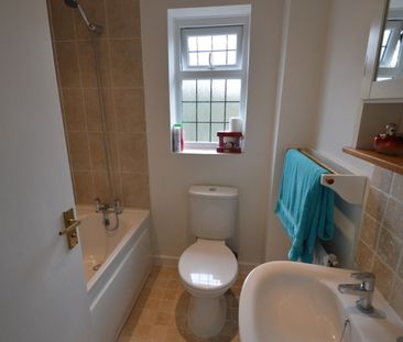 2 bedroom Cluster House - STIRLING WAY, WELWYN GARDEN CITY - Photo 5