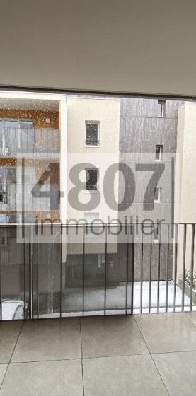Appartement T2 à louer à Sallanches - Photo 1