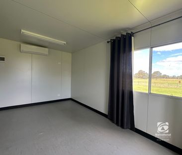 RURAL RETREAT - BILLS INCLUDED - Photo 5