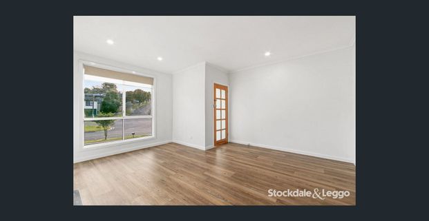 Renovated 3 Bedroom Family Home! - Photo 1