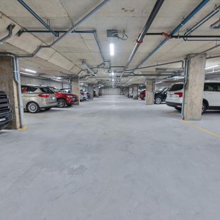 2 CH - 2 SDB - Bromont - $2,265 /mo - Photo 4