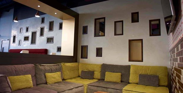 Silver Studio - Standard View | Mid Level - Photo 1