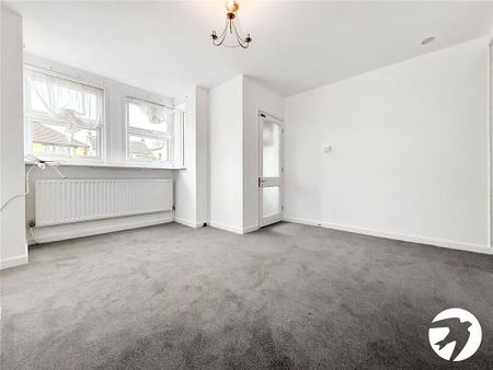 3 bedroom end of terrace house to rent - Photo 3