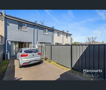 8 Andover Lane, Craigieburn, Vic 3064 - Photo 3