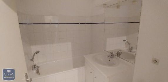 Location Appartement 2 pièces 39m² LILLE 59000 - Photo 2
