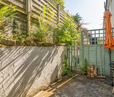 3 bedroom terraced house to rent - Photo 4
