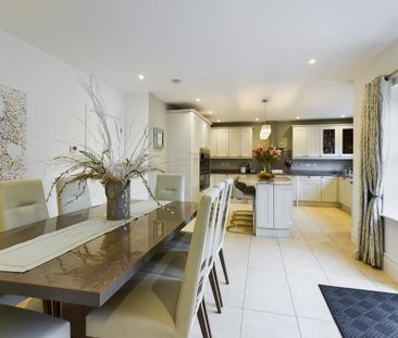 4 bedroom detached house to rent - Photo 4