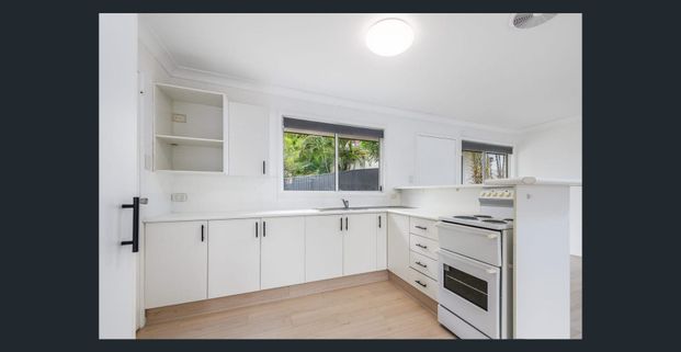 Electricity, water & internet included in the rent. - Photo 1