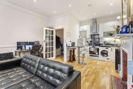 Englewood Road, Clapham South, London, SW12 - Photo 2