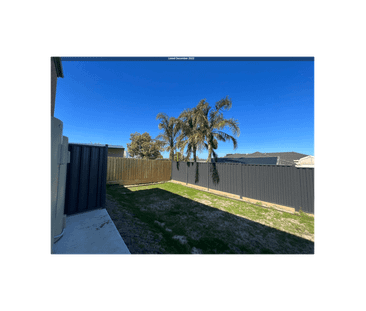 Private Room with Ensuite – Room 8 Available for Lease - Photo 2