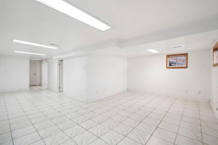 For Lease - 542 Glen Park Avenue Unit# Lower, Toronto, Ontario - Photo 4