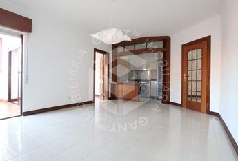 Apartamento T2 em Setúbal