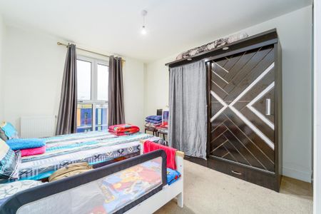 1 bedroom flat to rent - Photo 5