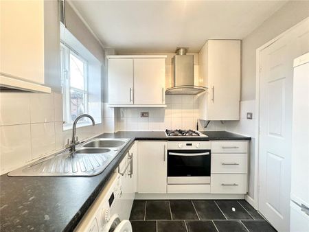 2 bedroom maisonette to rent - Photo 5