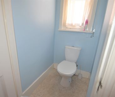3 bedroom terraced house to rent - Photo 6