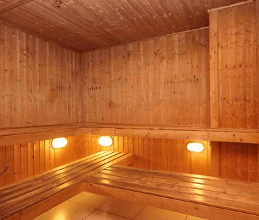 FURNISHED "PARKSIDE" STUDIO APARTMENT - Photo 2