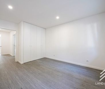 Venteira, Lisbon - Photo 4