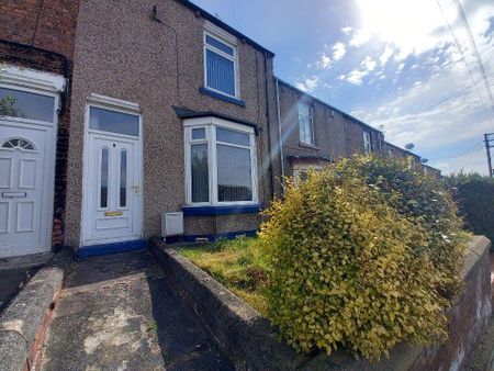 2 bedroom terraced house to rent - Photo 2