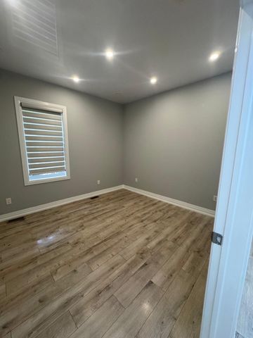 For Lease - 25 GLENELG Street, Kawartha Lakes, Ontario - Photo 4