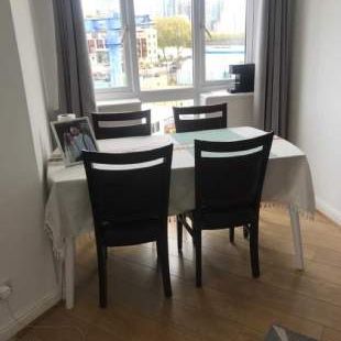 2 bedroom property to rent in London - Photo 1