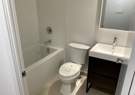 For Lease - 150 Logan Avenue Unit# 438, Toronto, Ontario - Photo 3