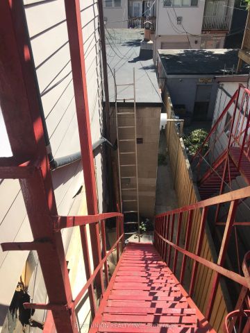 unit 1 523 Parliament Street #unit 1 - Photo 5