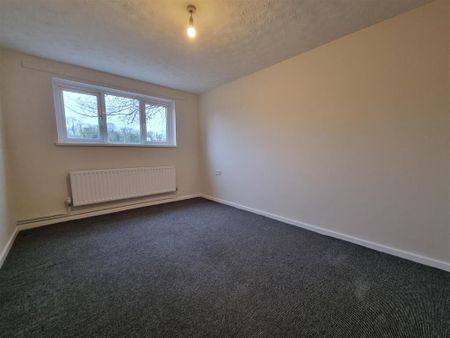 18 Tamlough Road, Antrim, BT41 3DP - Photo 3