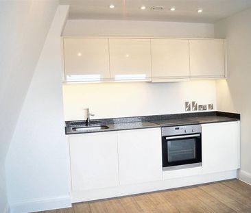 Icknield House, West Street, Dunstable, LU6 - Photo 1