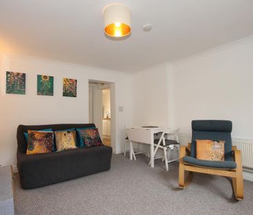 1 bedroom detached house to rent - Photo 3