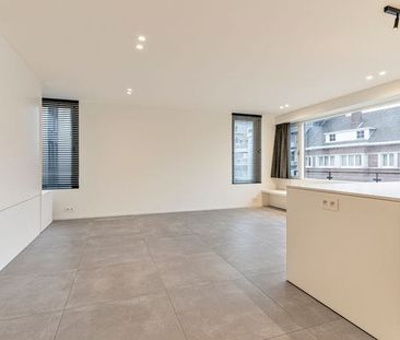 Appartement te huur - Photo 1