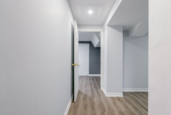 For Lease - 1142 Jonathan Drive Unit# Basement, Oakville, Ontario - Photo 1