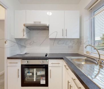 Fullwell Road, Fullwell Cross, IG5 - Photo 6