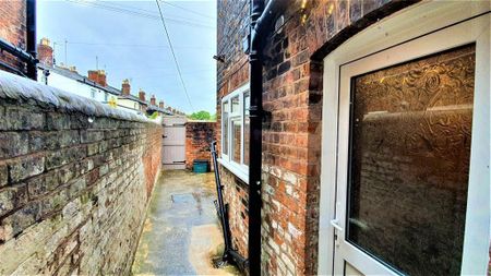 Whipcord Lane, CHESTER - Photo 2