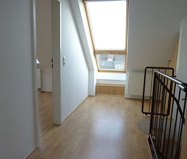 *MODERNE MAISONETTEWOHNUNG MIT SONNENBALKON UND LAMINAT* - Foto 2