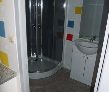 Location Appartement 1 pièce 20m² COUTANCES 50200 - Photo 2