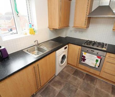 2 bedroom flat to rent - Photo 5