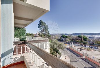 Apartamento T3 em Lisboa