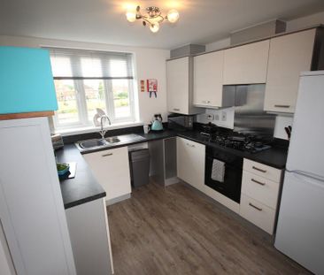 1 bedroom in a house share to rent - Photo 3